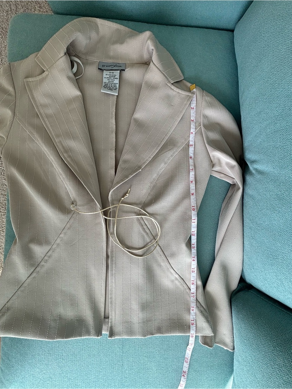 4-Piece Beige Pinstripe Set |Blazer, Corset Top, Pants /Mini Skirt | XS-S - Picture 7 of 15